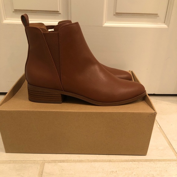 JCrew Chelsea Boots - Picture 3 of 4